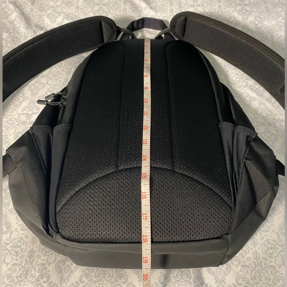 NWOT Ascentials Pro Spire Backpack, Unisex